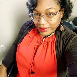 Meet your Posher, Myra